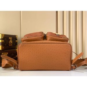 Louis Vuitton ostrich-effect rugged hiking rucksack versatile drawstring outdoor sport backpack - 图片 4