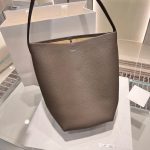 THE ROW medium N/S Park Tote minimalist open bucket handbag slouchy storage beach tote - 图片 4