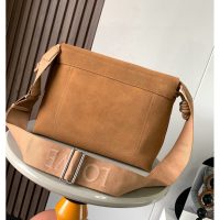 Loewe flamenco minimalist satchel shoulder crossbody flap messenger with jacquard wide strap - 图片 3