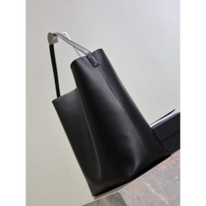 YSL refined open bucket hobo tote minimalist urban casual shoulder shopper tote with matched pouch - 图片 3