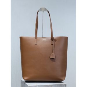 YSL chic resort beach tote minimalist open-top shoulder shopping tote in smooth calfskin - 图片 4