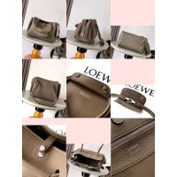small Loewe Madrid convertible shopping handbag shoulder underarm tote in trapeze shape - 图片 8