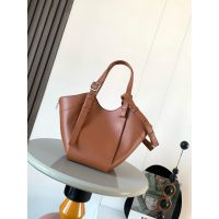 Loewe convertible hommock flip tote functional bucket wing handbag with adjustable handbag - 图片 6
