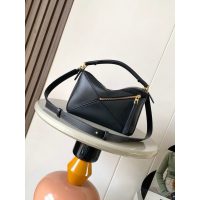 Loewe small puzzle handbag striped shoulder shopper tote in mixed material - 图片 8