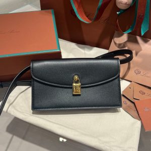 Loro Piana Extra Pochette envelope-style smartphone sling crossbody with padlock closure - 图片 5