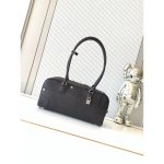 Loewe amazona 31 suede underarm baguette hobo bag gym bowling handbag with protective feet