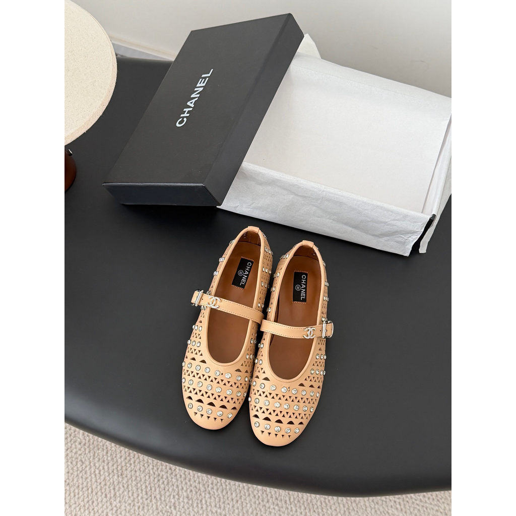 ph-11134201-820lb-mpa8o28ksdn03b.jpg Chanel cystal-embellished Mary Jane Flat ballet pump size35-40 - 图片 1