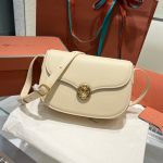 Loro Piana medium Ghiera Shoulder Bag shoulder crossbody flap saddle messenger in structured shape - 图片 4