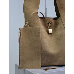 YSL soft shoulder hobo tote with detatched card pouch - 图片 7
