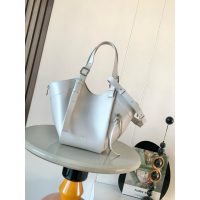 Loewe convertible hommock flip tote functional bucket wing handbag with adjustable handbag - 图片 2