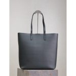 YSL minimalist open-top shoulder shopping tote chic resort beach tote in shiny calfskin - 图片 7
