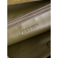 BV large hop shoulder hobo tote commuter underarm handbag with integrated handle and magnet closure - 图片 6