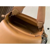 Loewe flamenco minimalist satchel shoulder crossbody flap messenger with jacquard wide strap - 图片 7