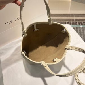 The Row Park Small Leather Tote minimalist bucket shopper handbag in pebbled calfskin - 图片 5