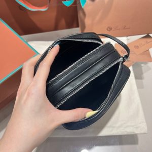 The Row Nu mini Twin Shoulder Bag double-zip square camera crossbody bag - 图片 5
