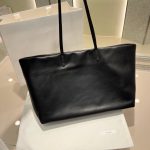 THE ROW Nuance minimalist shopper handbag travel carryall storage tote in saddle leather - 图片 2