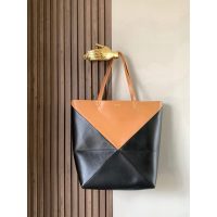 large Loewe minimalist puzzle tote spacious bucket handbag summer resort beach tote - 图片 4