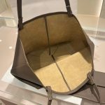 THE ROW Park Three Grained Leather Tote with Detachable Wristlet Pouch - 图片 6