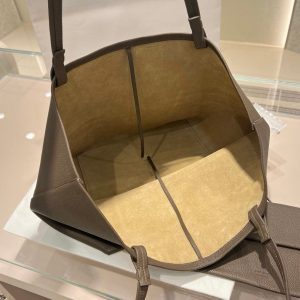 THE ROW Park Three Grained Leather Tote with Detachable Wristlet Pouch - 图片 6