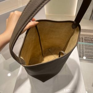 THE ROW medium N/S Park Tote minimalist open bucket handbag slouchy storage beach tote - 图片 6