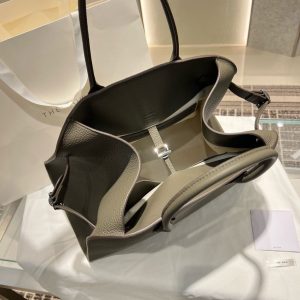 The Row Margaux 15 convertible shopper storage tote with protective studs - 图片 8