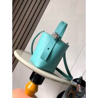 Loewe mini pebble bucket handbag minimalist bastket tote with adjustable handle