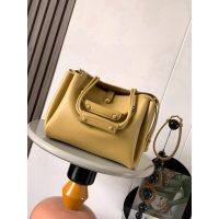 Loewe medium Madrid convertible shopper handbag with protective feet and magnet snap button - 图片 3