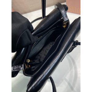 Miu Solitaire Top Handle Bag crossbody shoulder flap messenger - 图片 9