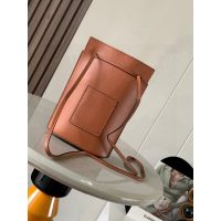 Loewe dice pocket smartphone essentials holder sling crossbody makeup bag - 图片 4