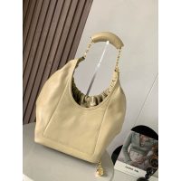 Loewe medium squeeze ruched shoulder tote bag with iconic donut chain - 图片 5