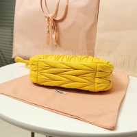COD Small 缪缪 Miu wander underarm hobo baguette sling crossbody zipper tote authentic quality - 图片 3