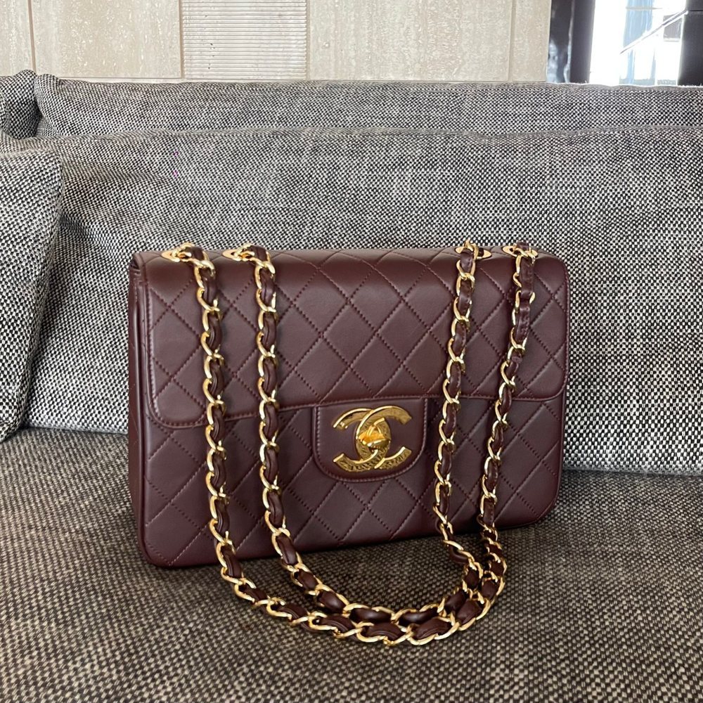 ph-11134201-820l4-mqspy2m07gn411.jpg Vintage Chanel Classic Medium Double Flap Bag in Burgundy Lambskin