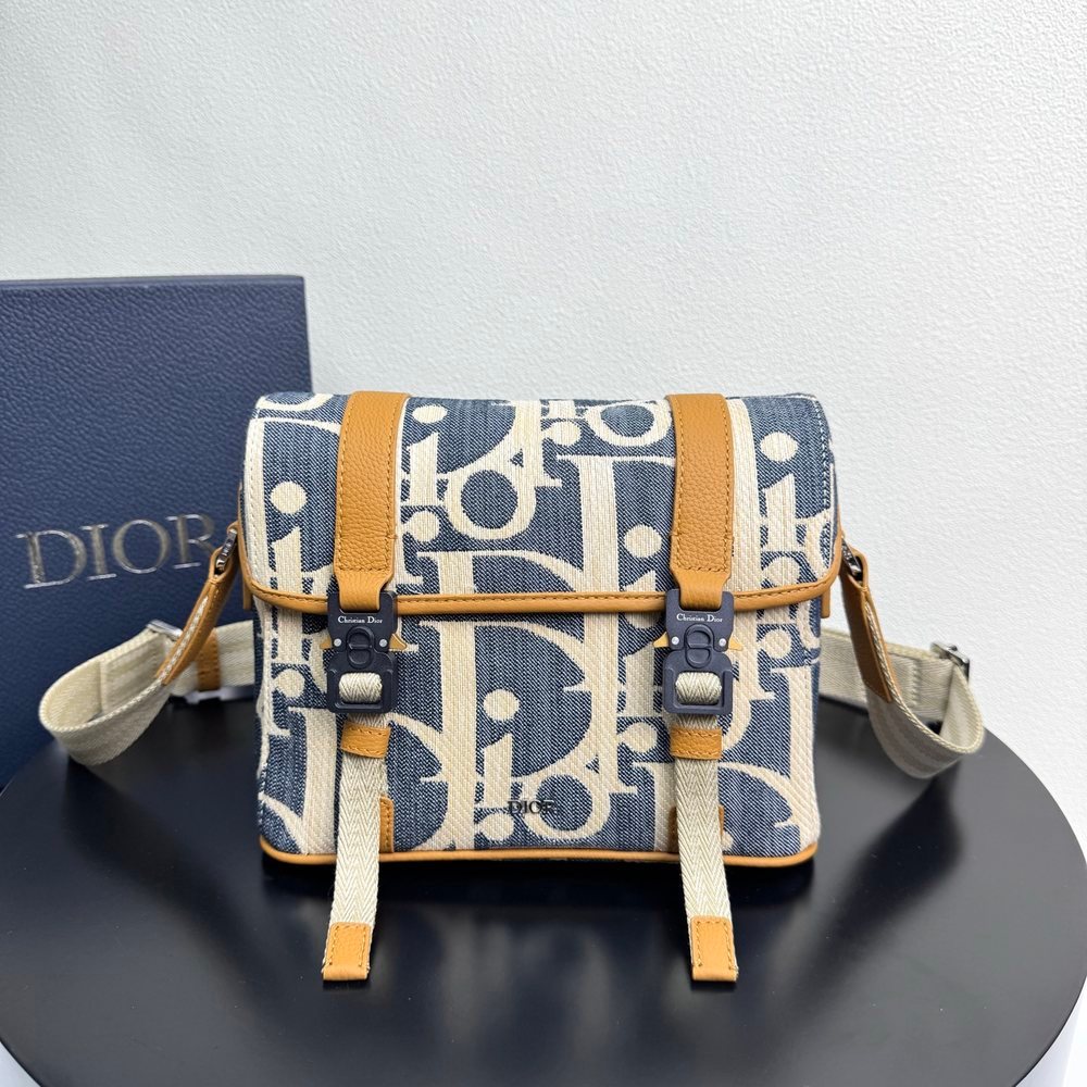 ph-11134201-820l4-mqspyyxas0lf5a.jpg Canvas dior crossbody flap saddle messenger/shoulder satchel flap/full inclusion - 图片 1