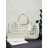 Large Women's laser-cut cage shopper handabg Miu miu resort beach tote with detachable clutch - 图片 2