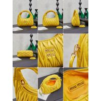 Miu miu matelasse wander half-moon hobo tote/underarm baguette in calfskin leather - 图片 9