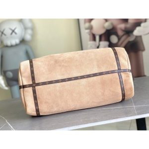 Louis Vuitton LV Express MM shoulder Hobo Bag in Suede Calfskin