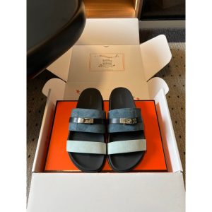 epsom Hermes Jackson flat sandal summer slipper with silver kelly buckle