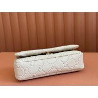Gucci GG Marmont Shoulder Bag Women in burgundy calfskin