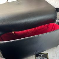 Chanel shoulder Messenger Flap Bag-Black Lambskin Stitched CC Logo
