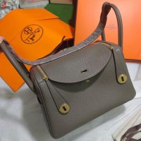 hermes lindy 26 shoulder tote bag- craie togo calfskin GHW full handmade boutique package