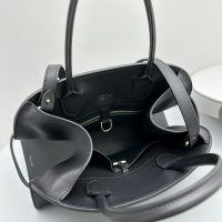 The row Margaux 12 open large shopper handbag holiday carryall travel tote in smooth calfskin - 图片 9