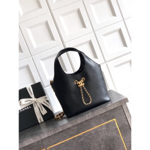 Chanel burgundy small hobo bucket bag in diamond-quilted lambskin