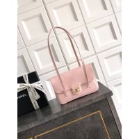Chanel Preppy Coco Shoulder Flap/baguette Bag in caviar calfskin