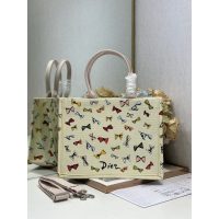 three sizes butterfly-motif Dior canvas booktote/resort beach tote handbag - 图片 3