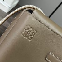 Loewe unisex military messenger flap shoulder crossbody case camera bag full inclusion - 图片 3