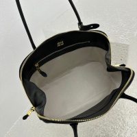 caramel Miumiu shell shoulder open tote large shopper handbag plain resort beach bag - 图片 9