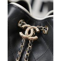 Chanel 25 Small/medium Handbag in Black and White with detachable clutch
