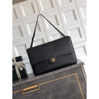 Chanel Souplissimo Maxi shoulder Flap Bag in caviar calfskin