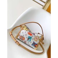 Women's Louis Vuitton Side Trunk MM handbag in White Calfskin