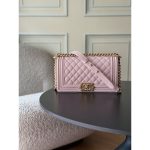 Vintage Chanel boy shoulder flap bag in vibrant pink caviar calfskin GHW
